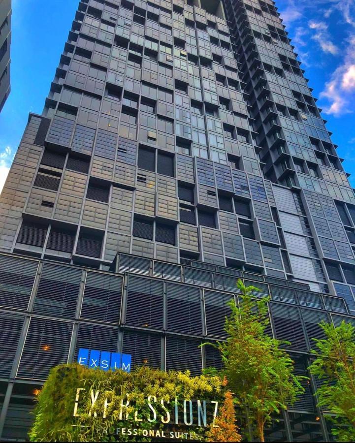 Expressionz Professional Suites By Aurora Summer Suites กัวลาลัมเปอร์ ภายนอก รูปภาพ