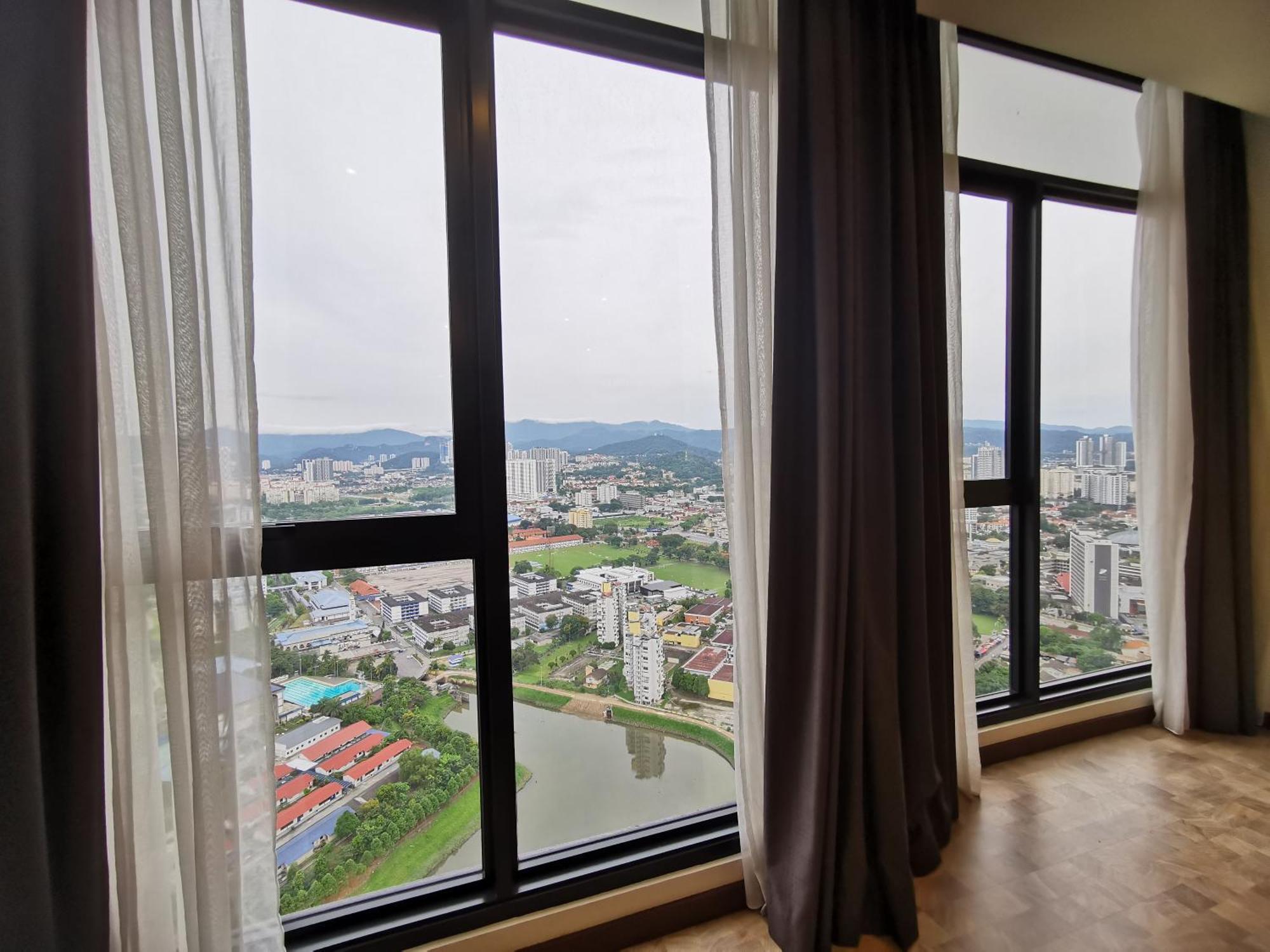 Expressionz Professional Suites By Aurora Summer Suites กัวลาลัมเปอร์ ห้อง รูปภาพ