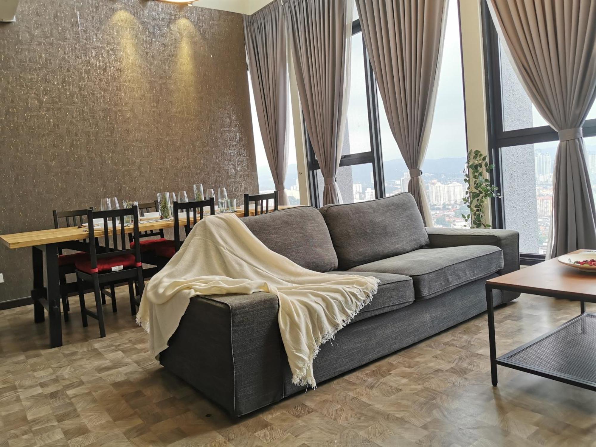 Expressionz Professional Suites By Aurora Summer Suites กัวลาลัมเปอร์ ห้อง รูปภาพ